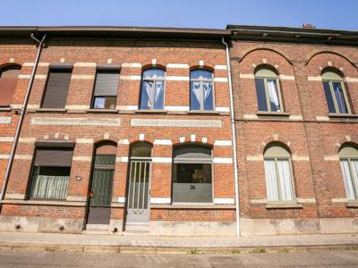 Licht op te frissen woning met 4 slaapkamers in Lier