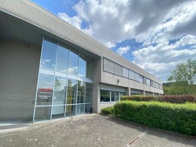 Lichtrijke kantoorruimte te huur in Mechelen-Noord