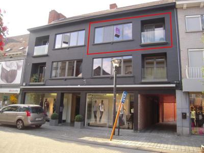 Luxe appartement (+-90M²)in centrum Geel met overdekte staan