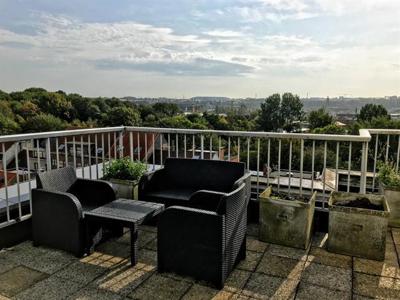 NATO/NEDER/EVERE. Duplex/Penthouse volledig ingericht + terr