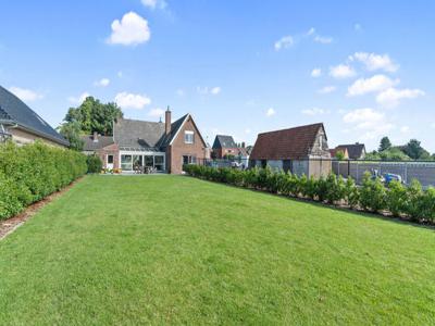 Oosterzele - Woning met loods en buitenpiste op +/- 35a