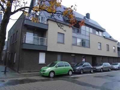 RECENT GELIJKVLOERSAPPARTEMENT GELEGEN IN CENTRUM EVERGEM