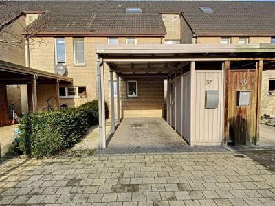 Rijwoning met carport en stadstuin te huur dichtbij centrum