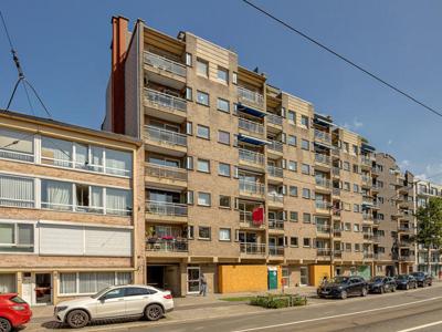 Verzorgd, energiezuinig appartement mét garage