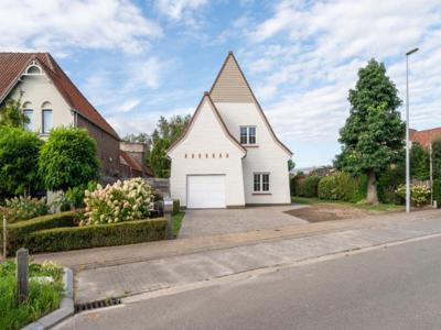 Vrijstaande woning te Melle Vogelhoek met grote tuin en gara