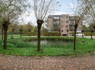 Instapklaar appartement met 2 ruime slaapkamers, terras e...