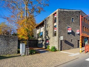 Uitzonderlijk gebouw op 300 meter van Place Mc Auliffe