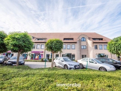 Ruim dakappartement van 194m² TE KOOP in Waregem.