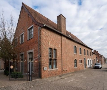 Huis met tuin te huur