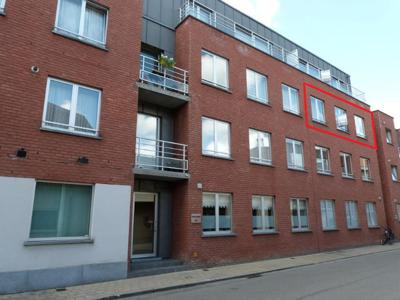 Ruim APPARTEMENT op 2e verdieping met 2 slaapkamers, terrasj