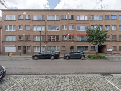 2-slaapkamer appartement met terras en garagebox te Turnhout