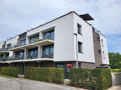 Gelijkvloers-appartement met 2 slaapkamers