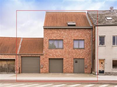 Duplex appartement met magazijn, kantoor en garage