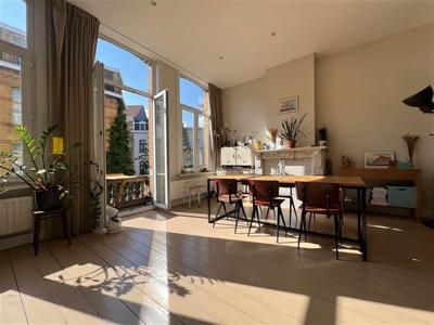 Duplexappartement met 2 slaapkamers op toplocatie!