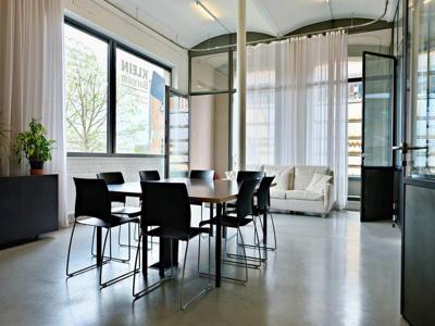 Lichtrijk duplex kantoor (348 m²) te koop in Gent