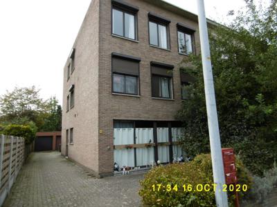 Appartement 1ste verd + garage, te Turnhout