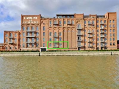 Gezellige loft met terras en zicht op kanaal, 2 slaapkamers