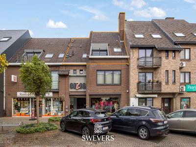 Ideaal startersappartement met leuk terras in centrum Houth