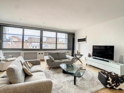 IXELLES / PLACE BRUGMANN - PRACHTIG PENTHOUSE MET 3 SLAAPKAM