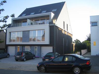 Modern appartement met ruim terras