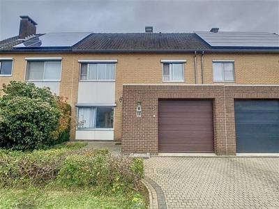 Woning aan de rand van de stad