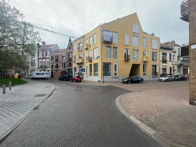 Luxe penthouse met zicht op het Maestrichtplein