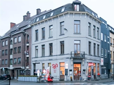 Appartement gelegen op de 2de verdieping met 2 slaapkamers