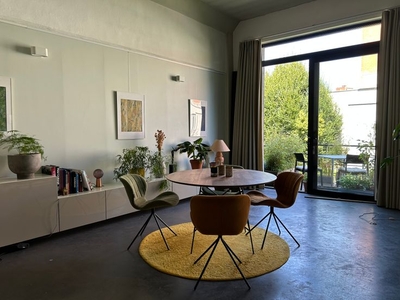 Prachtige loft aan het Kanaal