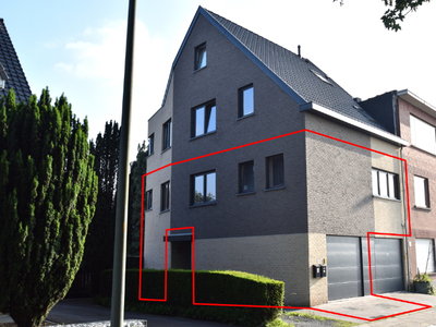 recent, zonnig hoekappartement met 2 slpks, garage en tuin