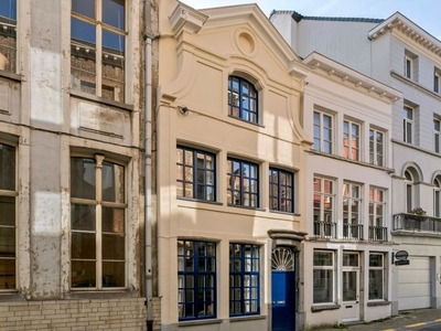 Superieur bemeubeld huis in Gent Centrum