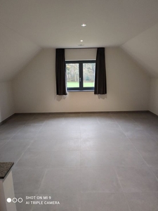 Totaal gerenoveerde woning, als nieuw!!