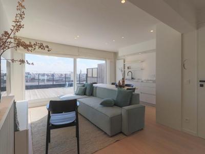 Prachtig gerenoveerde penthouse op topligging in Knokke