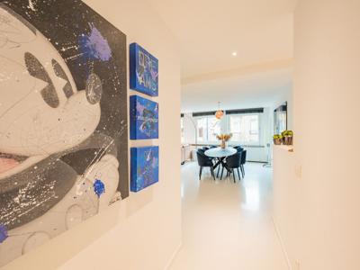 Subliem woonappartement (152m²)met 3 slpk nabij zee.