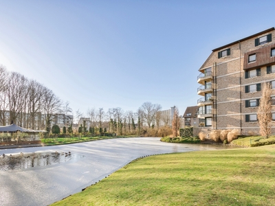 Ruim 2 slaapkamer appartement met zicht op het water