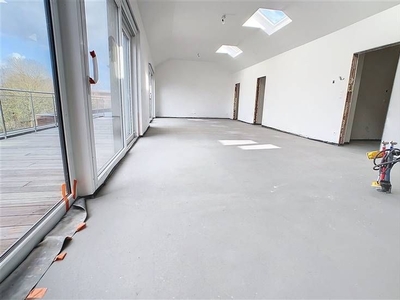 nieuwbouwappartement met 2 slaapkamers, groot terras 17 m²,