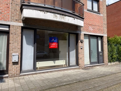 Commerciële ruimte (140m2) te koop in centrum Lommel!