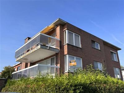 Centraal en superrustig én heel licht appartement met 2 ruim