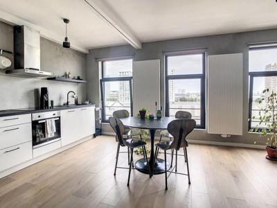 Gemeubeld 1 slaapkamerappartement met terras te huur in Antw