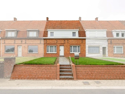 CHARMANTE RIJWONING MET TUIN EN GARAGE ACHTEROM OP 681M²