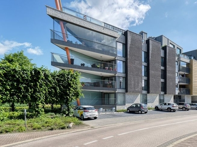 Luxe villa-appartement van ca. 220 m² in Residentie ‘Leonar