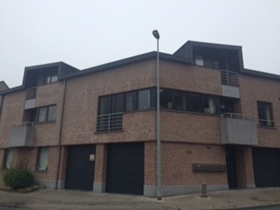 Ruim, alle comfort, tuin, eigen garage, bij station Okegem