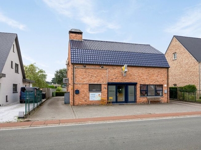 Zeer ruime en veelzijdige woning op 1203m² te Pelt!