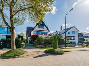 Onder bod ! Lichte villa in een residentiële wijk