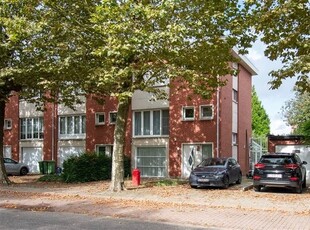 Moderne Bel-étage (halfopen) met 3/4 slpks en 3 parkings