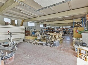 Multifunctionele opslagruimte van 325m²