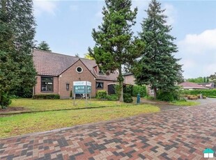 IN OPTIE! - Ruime woning in residentiële woonwijk met grote