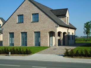 Recente nieuwbouw villa te huur gelegen te Heuvelland/Mesen