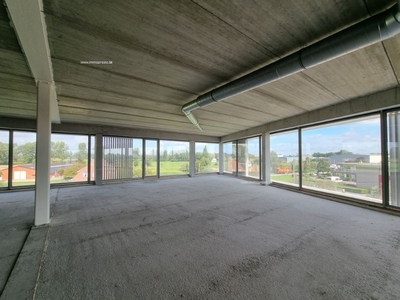 Nieuwbouw kantoor te koop in Beveren-Waas