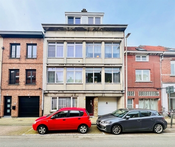 DUPLEX APPARTEMENT MET 2 SLAAPKAMERS