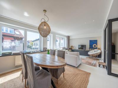 Prachtig appartement van 158m2, gelegen aan het rand van het